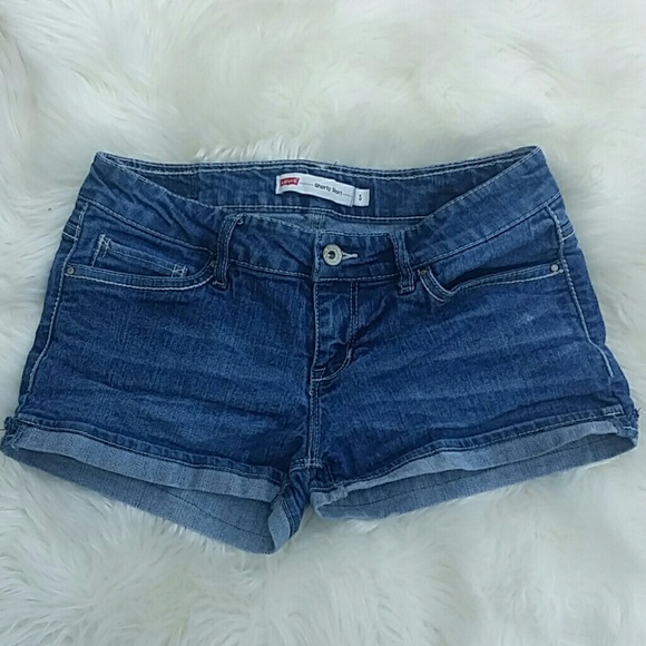 Levi's Pants - Levi's shorty shorts